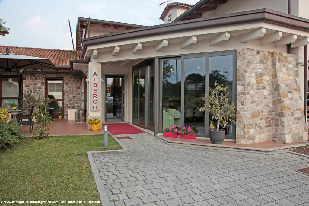 弗留利地区圣达尼埃莱 艾萨珀里饭店酒店 外观 照片